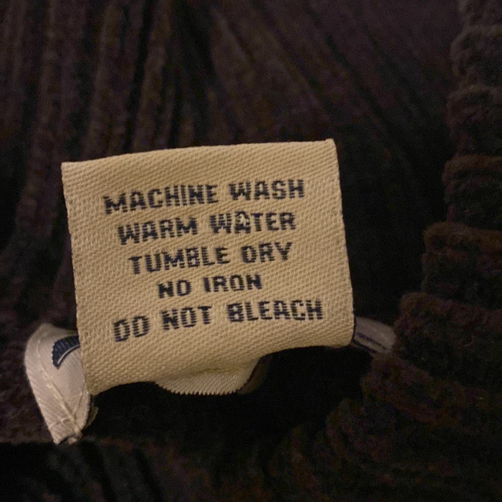 Sweater - Picture 4 of 4